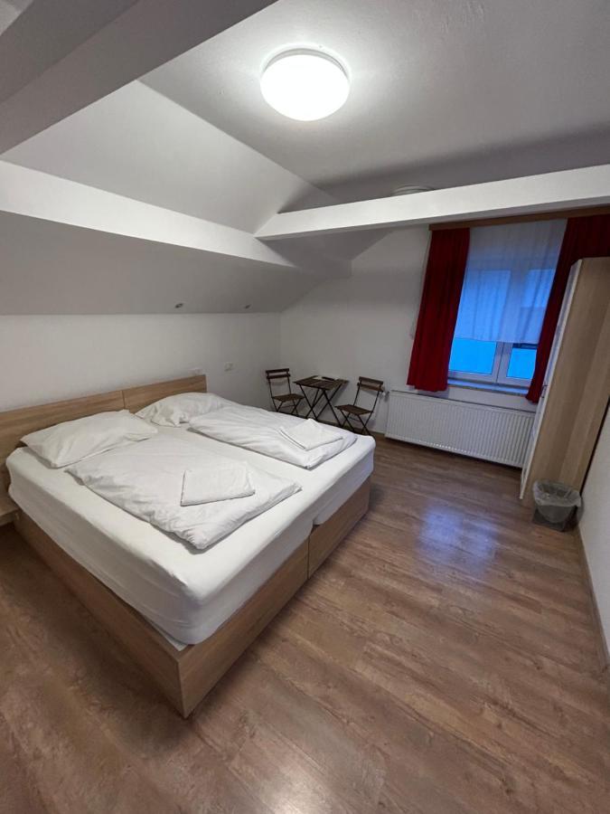 Sobe Zimmer Frei Пожега Экстерьер фото